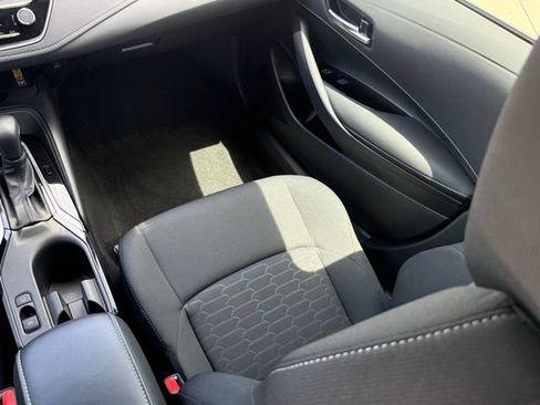 Used 2026 Toyota Corolla SE FWD image 28
