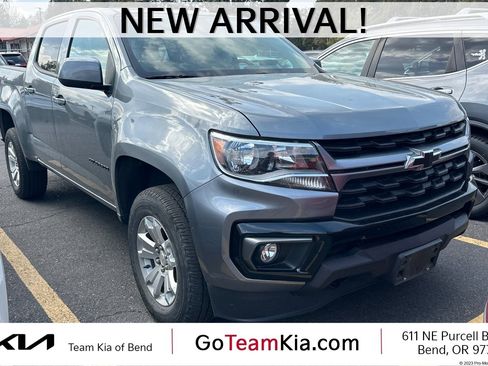 Used 2022 Chevrolet Colorado LT w/ LT Convenience Package AWD/4WD image 1