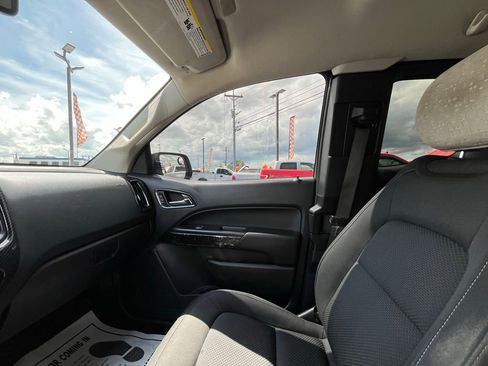 Used 2020 Chevrolet Colorado LT w/ Safety Package AWD/4WD image 17