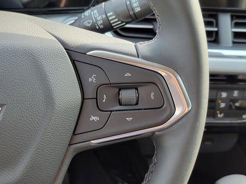 New 2026 Chevrolet Trax LT w/ Driver Confidence Package FWD image 15