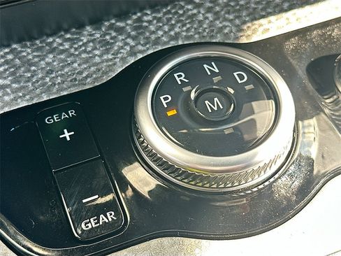 Used 2025 Ford Expedition Tremor image 17