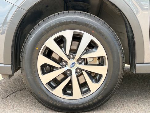 Used 2021 Subaru Outback Premium AWD/4WD image 11
