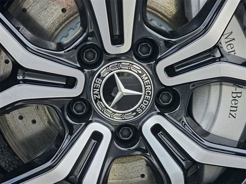 Used 2026 Mercedes-Benz C 300 Sedan image 11