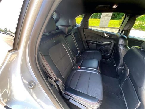 Used 2025 Ford Escape ST-Line AWD/4WD image 19
