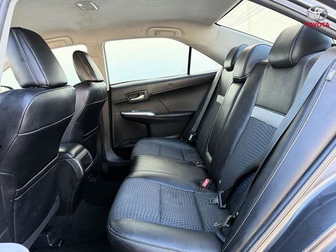 Used 2012 Toyota Camry SE image 15