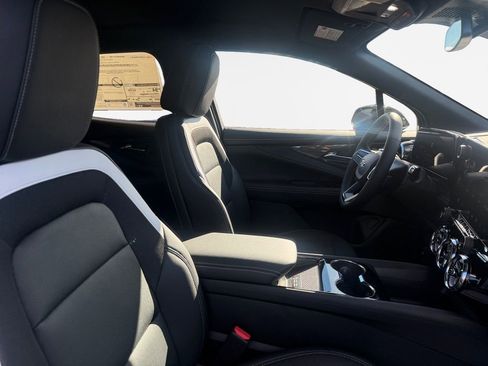 New 2026 Chevrolet Blazer EV LT AWD/4WD image 26