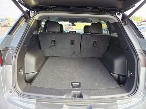 Used 2025 Chevrolet Blazer LT w/ Midnight/Sport Edition image 10