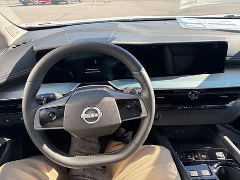 New 2025 Nissan Murano SL AWD/4WD image 18