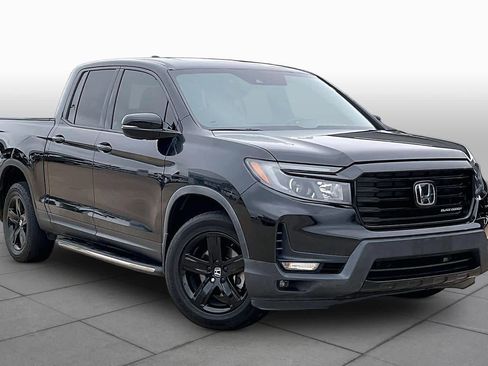 Used 2021 Honda Ridgeline Black Edition image 3