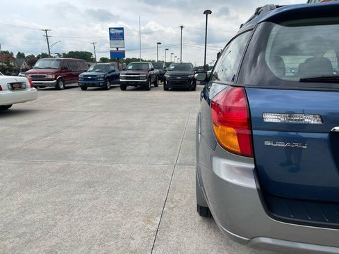 Used 2007 Subaru Outback 2.5i Limited L.L. Bean AWD/4WD image 13
