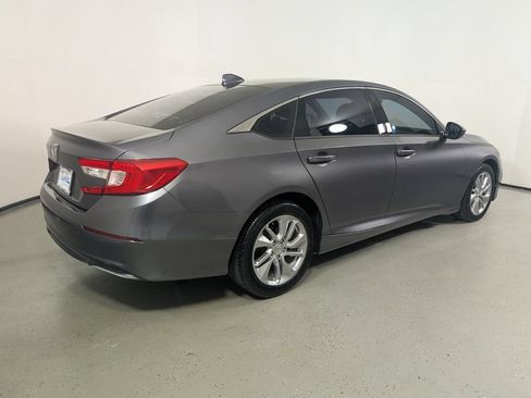 Used 2018 Honda Accord LX image 6