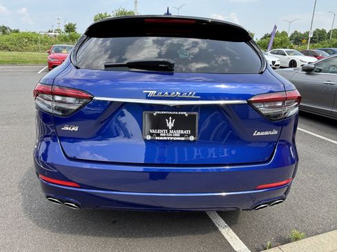 Used 2021 Maserati Levante S AWD/4WD image 6