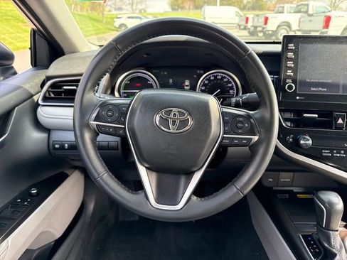 Used 2023 Toyota Camry XLE image 20