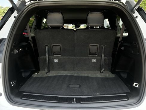 Used 2023 Jeep Grand Cherokee L Laredo RWD image 34