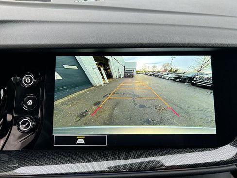 Used 2023 Buick Envision Essence AWD/4WD image 18
