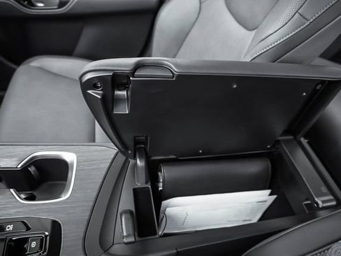 Certified 2026 Lexus RZ 450e AWD image 18