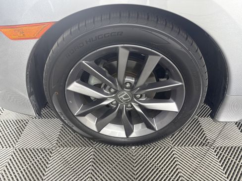 Certified 2019 Honda Civic EX image 11