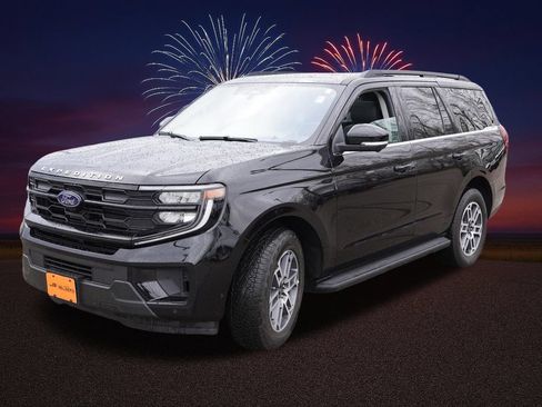 Used 2025 Ford Expedition Active AWD/4WD image 11