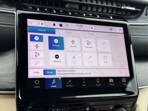 Used 2022 Jeep Grand Cherokee Limited image 8