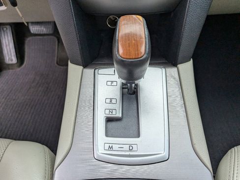 Used 2014 Subaru Outback 2.5i Limited w/ Moonroof Package image 16