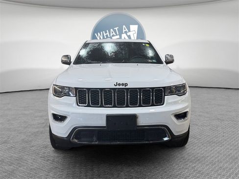 Used 2018 Jeep Grand Cherokee Limited image 9