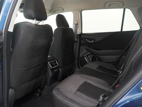 Used 2022 Subaru Outback Premium image 18