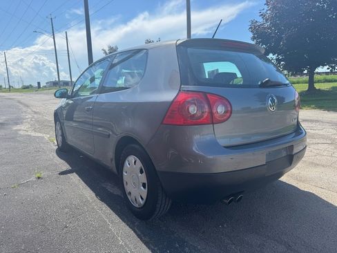 Used 2009 Volkswagen Rabbit 2-Door image 5