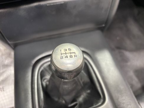 Used 2003 Honda S2000 image 12