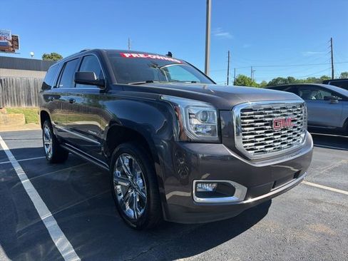 Used 2018 GMC Yukon Denali w/ Open Road Package image 3