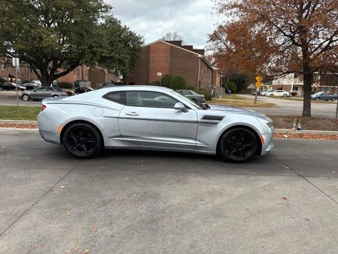 Used 2017 Chevrolet Camaro LT image 8