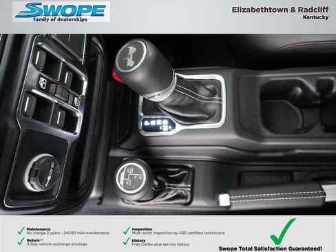 Used 2022 Jeep Wrangler Unlimited Sahara w/ Cold Weather Group AWD/4WD image 24