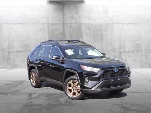 Used 2023 Toyota RAV4 AWD Hybrid image 2