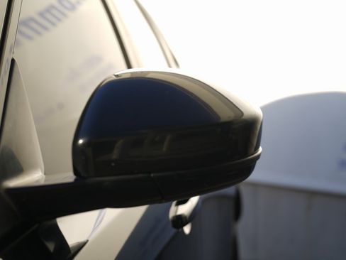 Used 2017 Jaguar F-PACE R-Sport image 10