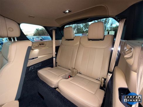 Used 2025 Land Rover Range Rover Long Wheelbase SE image 22