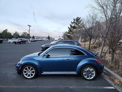 Used 2018 Volkswagen Beetle 2.0T SE image 9