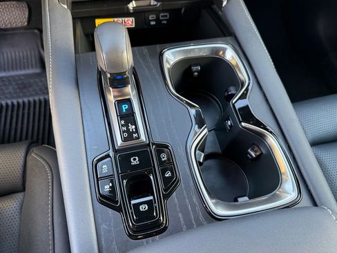 Used 2024 Lexus RX 350 AWD w/ Convenience Package image 28