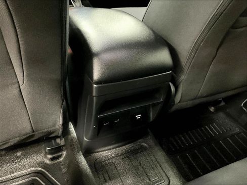 Used 2022 Ford Ranger XL w/ Equipment Group 101A High AWD/4WD image 11