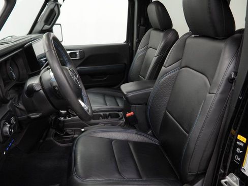 Used 2024 Jeep Wrangler High Altitude image 19