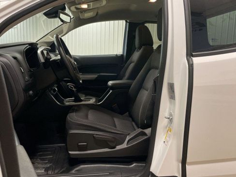 Used 2022 Chevrolet Colorado LT w/ Fleet Safety Package image 14
