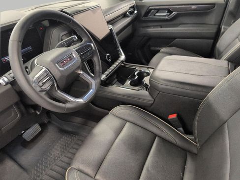 Used 2026 GMC Yukon XL Elevation w/ LPO, Elevation Black Package AWD/4WD image 10