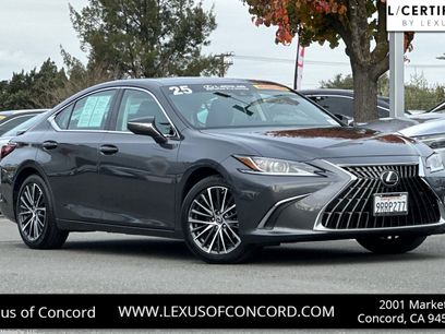 Certified 2025 Lexus ES 300h w/ Premium Package