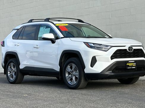 Used 2025 Toyota RAV4 XLE w/ Convenience Package FWD image 2