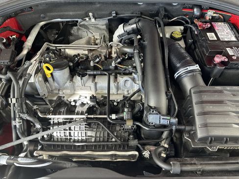 Used 2020 Volkswagen Jetta R-Line w/ R-Line Cold Weather Package image 32