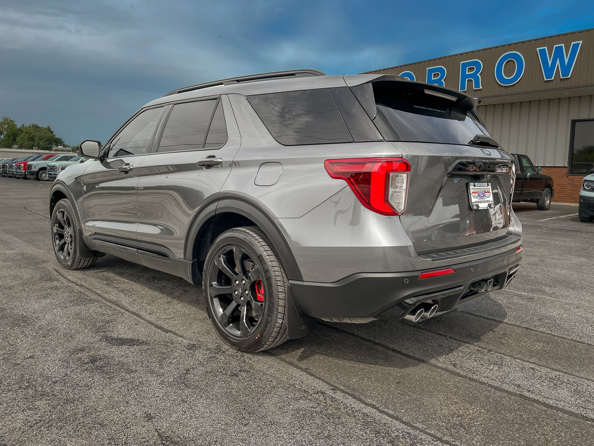 Used 2023 Ford Explorer ST w/ Equipment Group 401A AWD/4WD image 4