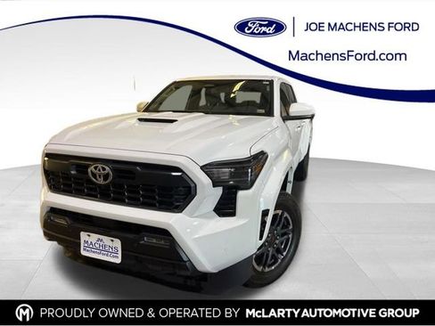 Used 2024 Toyota Tacoma TRD Sport w/ TRD Sport Upgrade Package AWD/4WD image 1