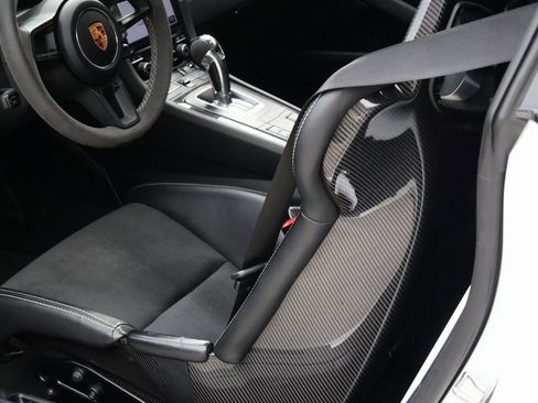 Used 2019 Porsche 911 GT3 RS image 18