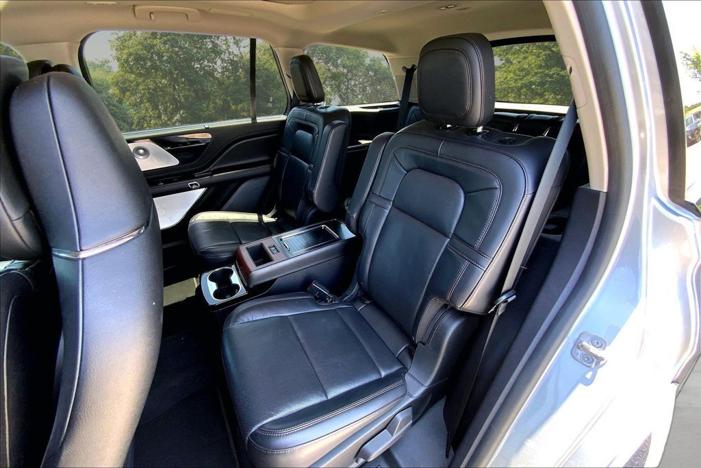 Used 2022 Lincoln Aviator Reserve w/ Equipment Group 201A AWD/4WD image 21