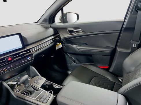 New 2026 Kia Sportage X-Line w/ X-Line Technology Package image 25