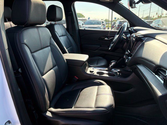 Used 2023 Chevrolet Traverse RS AWD/4WD image 15