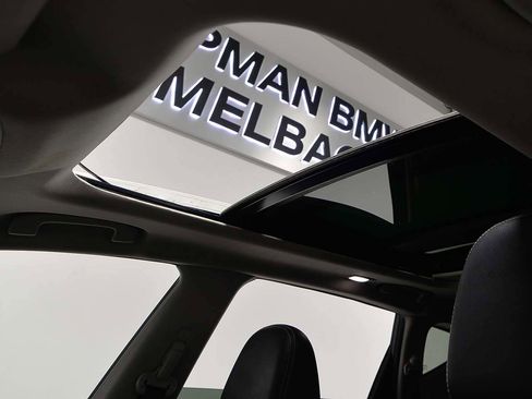 Used 2018 Nissan Murano SL w/ Moonroof Package image 8